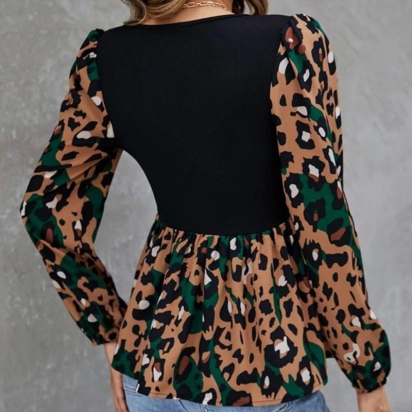 animal Print Lantern Sleeve Peplum Top - Picture 3 of 5